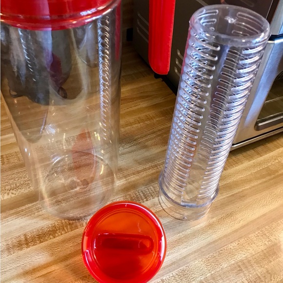 2/$10 PRIMULA Tall Plastic Fruit Infuser Water Pitcher Cucumber Water Container - Picture 12 of 14